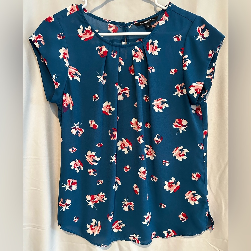 Bundle of six tops, all size M